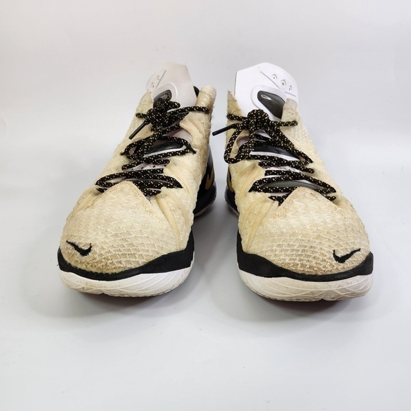 Nike LeBron XVIII 18 'Home' White Amarillo Black CQ9283-100 Men's Size 8.5 Shoes - Picture 8 of 16